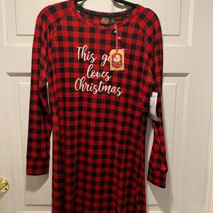 Santa's Treasures~ NWT!!~ Cozy, fun nightshirt
